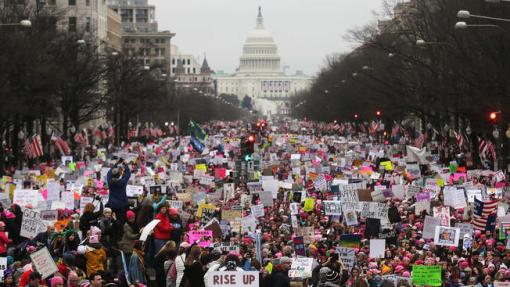 632318086-dc-rally-women-march-washington